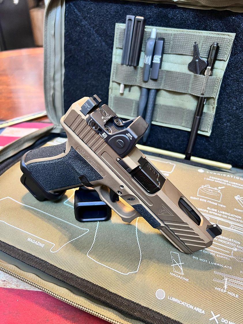 JugTactical's tweet photo. ๐ท@dfalcon217
"My Gen 3 Mod came out great. The folks over there at JT handled this whole process beautifully. I just finished putting it together and canโt wait to go qualify."
#GlockLoversย #juggernauttactical #GlockCustomization #CustomGlock
โขNo person-to-person sales โข https://t.co/EBXUTPX2Rv