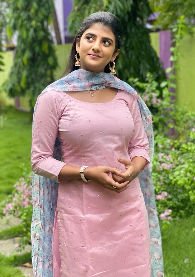 FwqqXrxXgAQnT8n?format=jpg&name=900x900