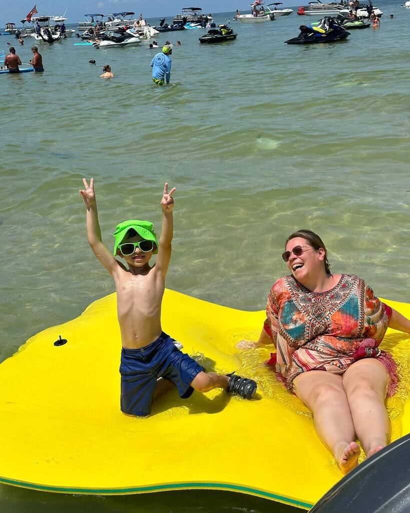 EmceeGraffiti's tweet image. We’re on an island. #pinekey #pineisland #stpetersburg #saltlife #pinellas #tampabay instagr.am/p/CsgxX0Wpie1/