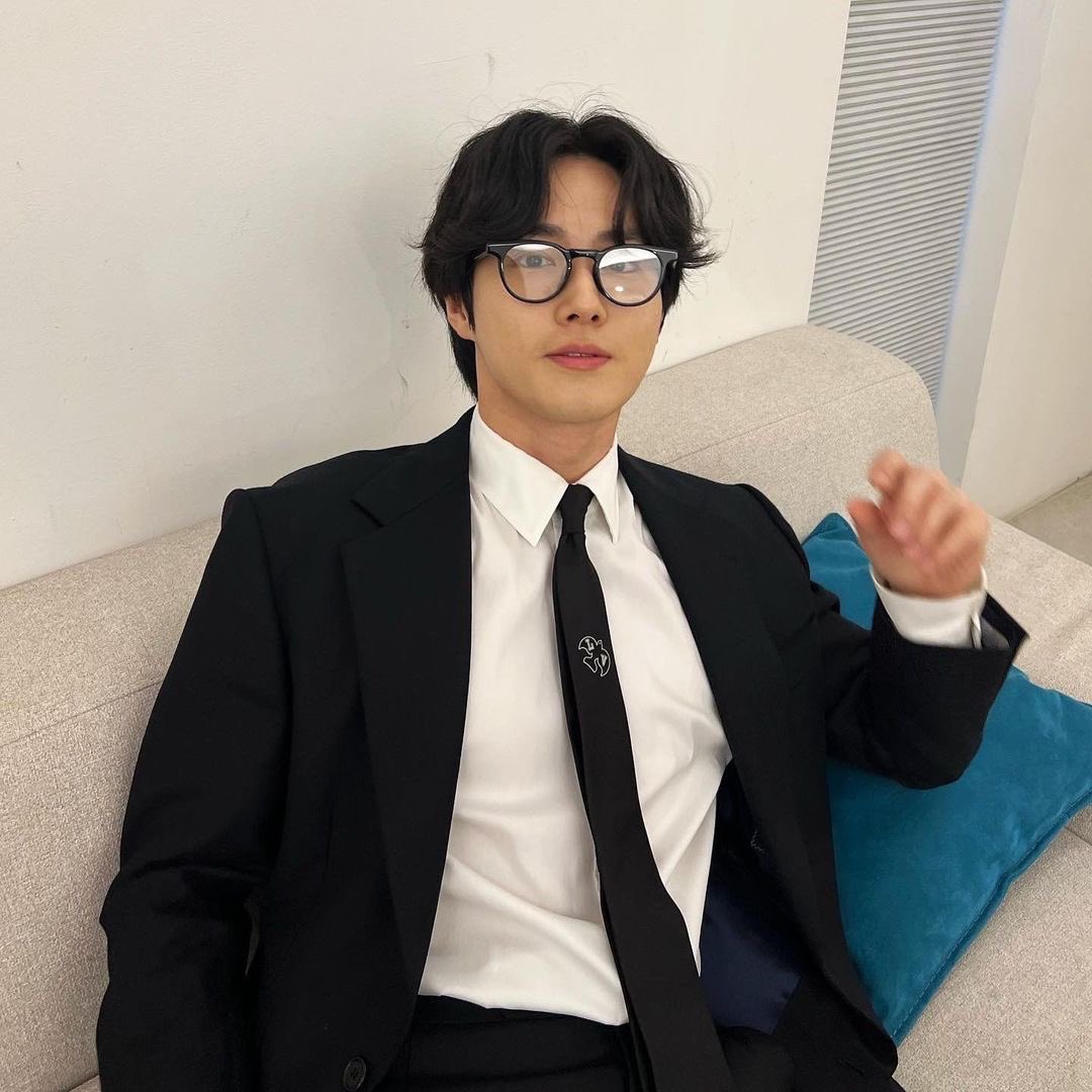 Fwqs1mQacAEO8s1?format=jpg&name=medium