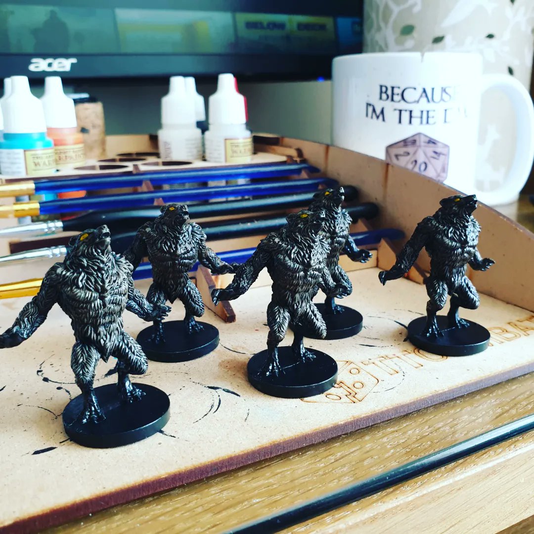 emset03's tweet photo. It's been ages since I've got any painting done. I think I've made up for it this weekend though.

#miniatures #hellboyboardgame https://t.co/vGZfALbzE3