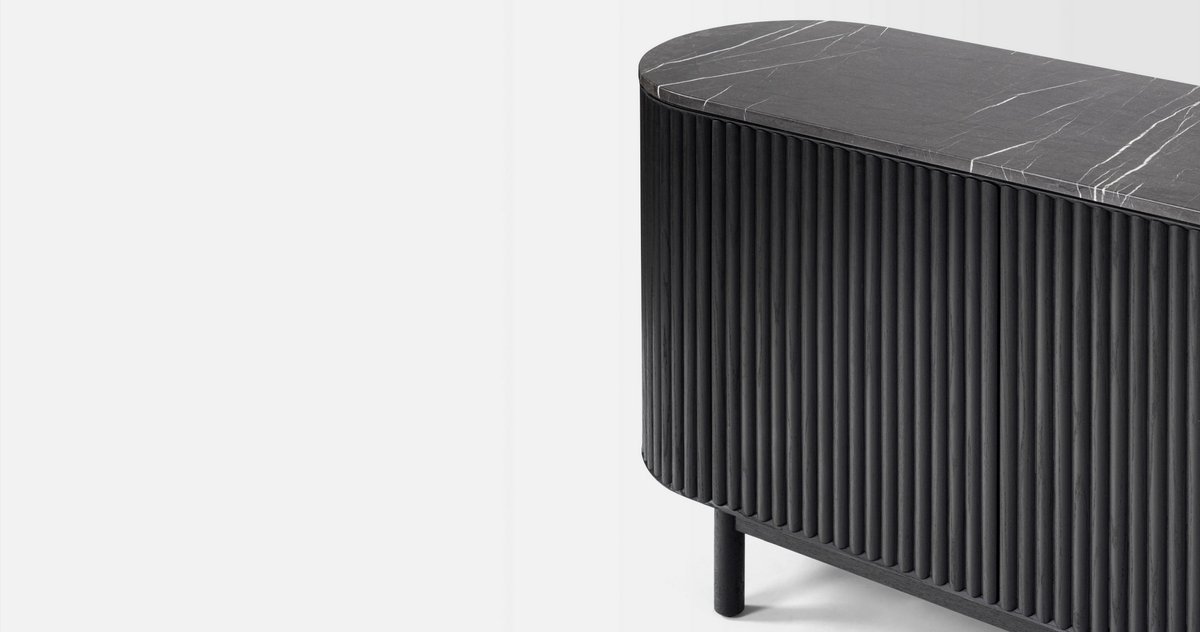 Credenza RIMA – Madera de encino con terminado negro.
Más información: DM - info@peca.com.mx - Whatsapp 33 1820 2237
#peca_studio #mexico #contemporarydesign #hechoenmexico
#diseo #interiordecor #interiordesigninspo #interiordetails #interiorstyling #homestyling