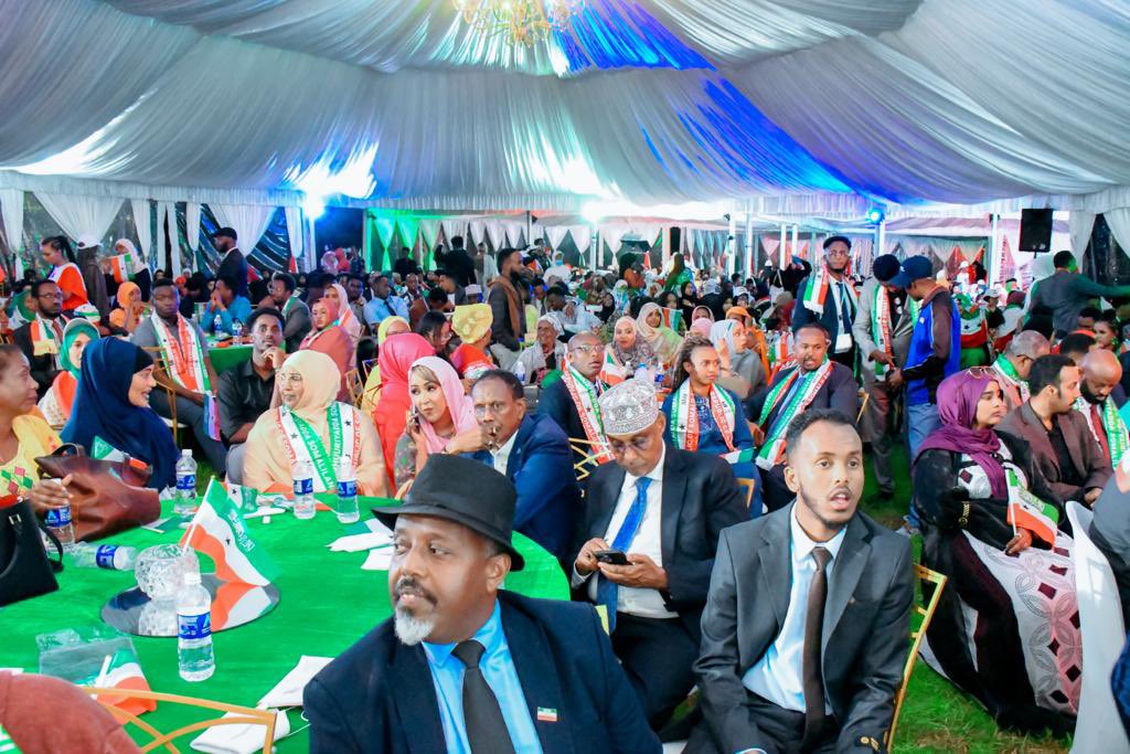 hafsaomersh's tweet photo. Last night Nairobi celebrated it so well with the theme “three decades of peace, Unity and Democracy” 
They all celebrated together so good Dr @JamaMusse @MohamedBarawani @AbdibasidSh https://t.co/8O1so3djbM