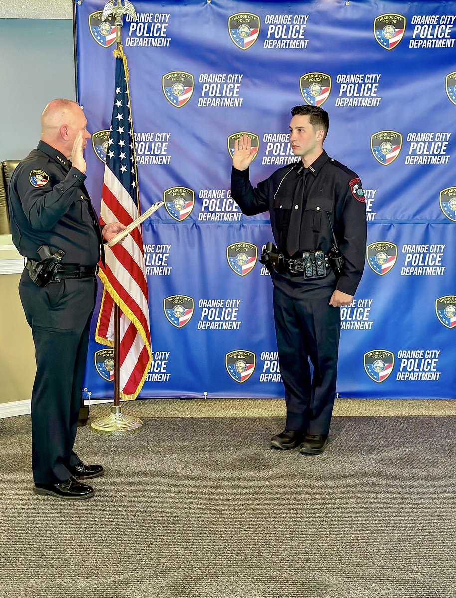 OrangeCityPD's tweet photo. The @OrangeCityPD would like to introduce everyone to our newest member of the department, Officer Kyle Walker! 🚔 https://t.co/aza5AaWskl