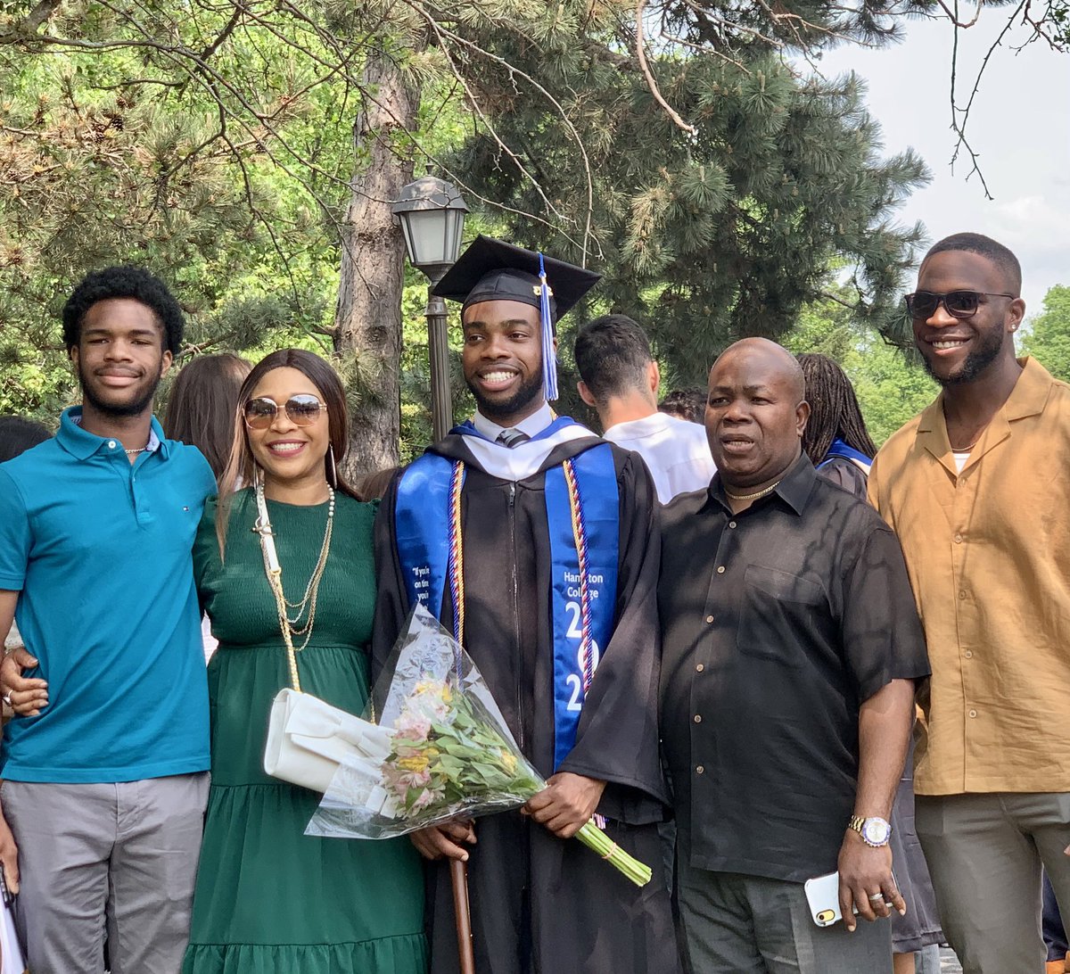 HamiltonCollege's tweet photo. Proud families. #hamilton2023 https://t.co/7mapOvZLc9
