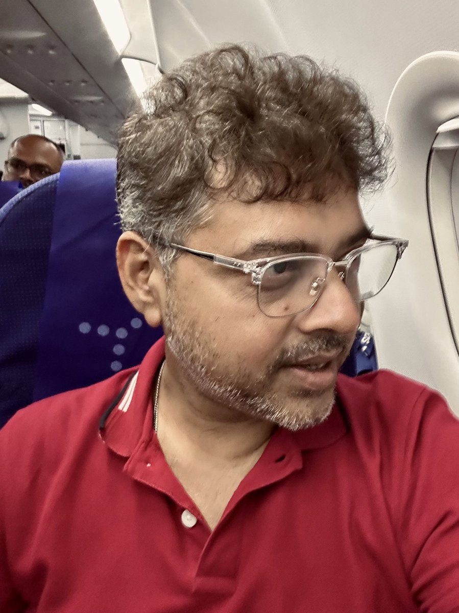sanjoygt's tweet photo. Enjoining my flying time with one of my favourite @IndiGo6E … #goindigo 😊
#travel #flyingtime https://t.co/rhbiiQNXoN