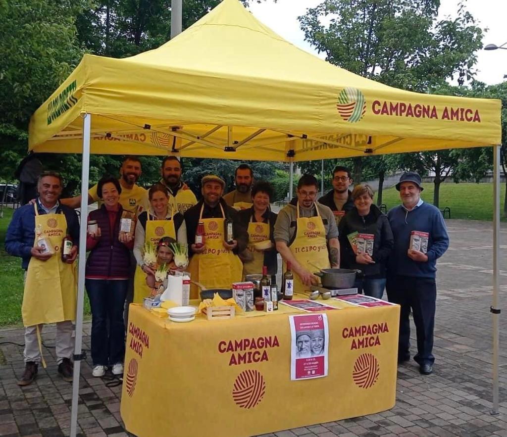 Volontari nel mondo tweet media