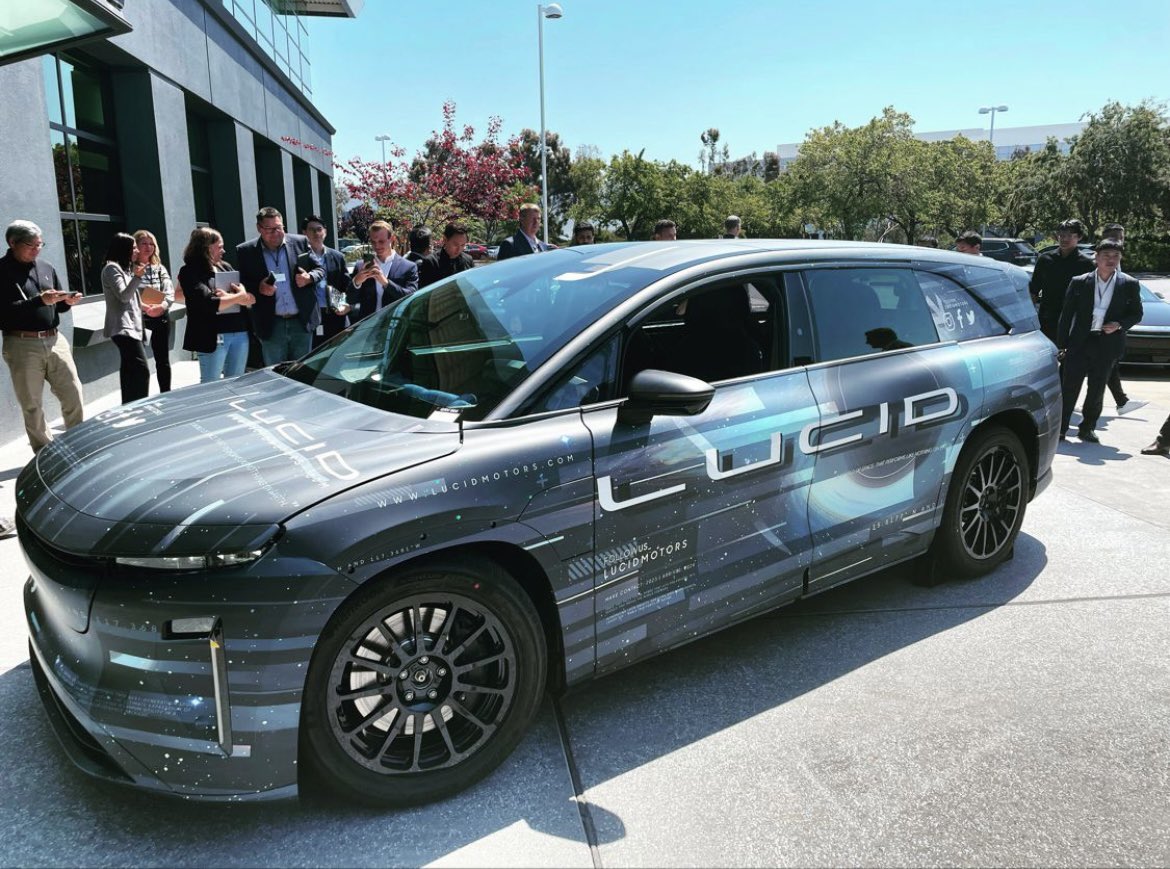 Have you seen the Lucid Gravity in this Angle? Here’s a sneak peak!