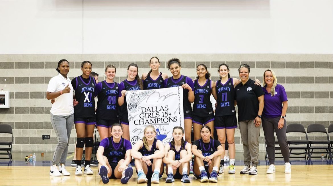 Stella Lockhart tweet media