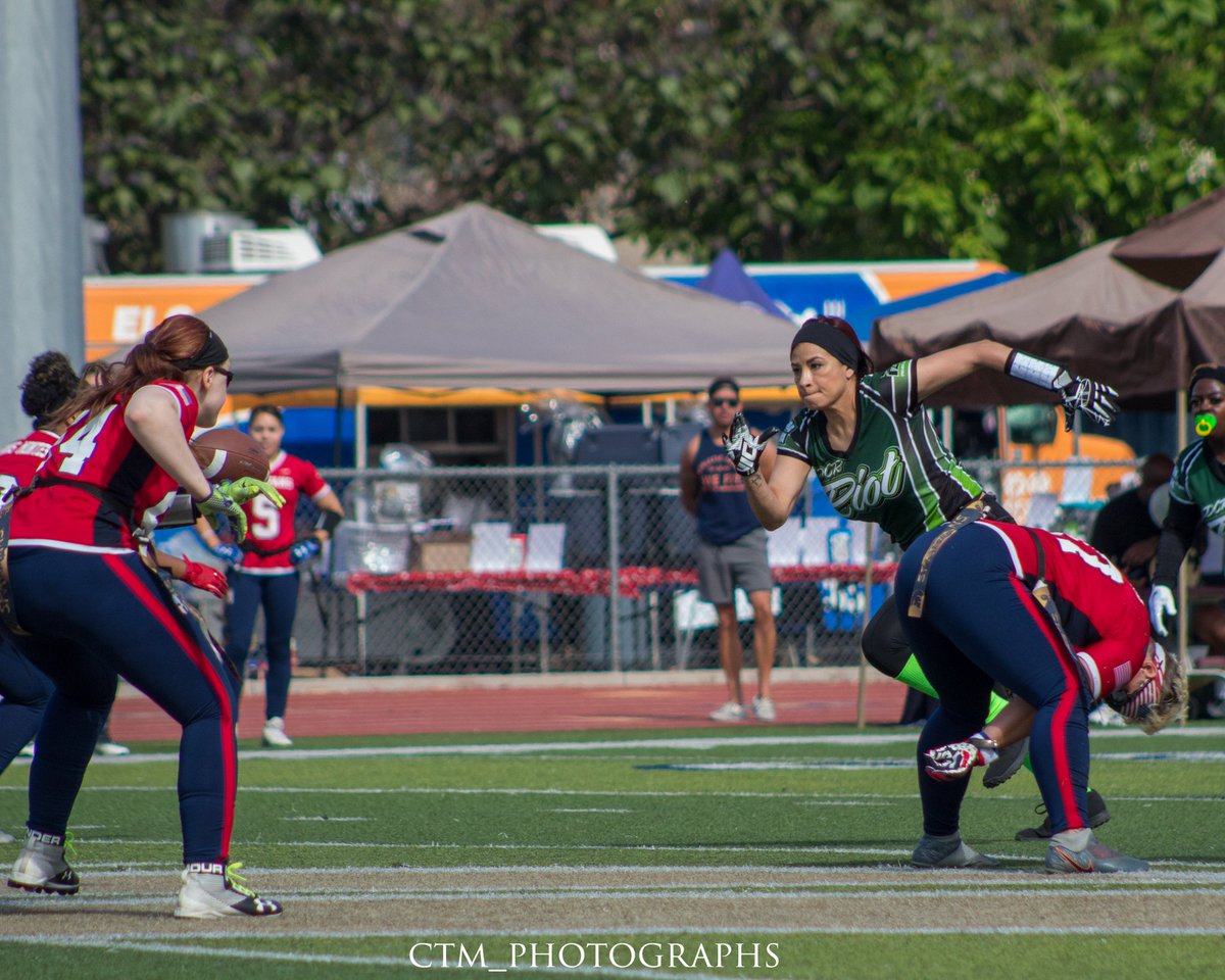 CtmPhotographs's tweet photo. A wonderful event for a worthy cause.  The word definitely needs to get out more so that others may see all the hard work and talent of all these ladies of law enforcement.
@SanBernardinoPD 
@FontanaPD 
@BeaumontCA_PD 
@SheriffDicus 
@SBCSDsevans 
@YucaipaHigh https://t.co/manVb8BF1Q