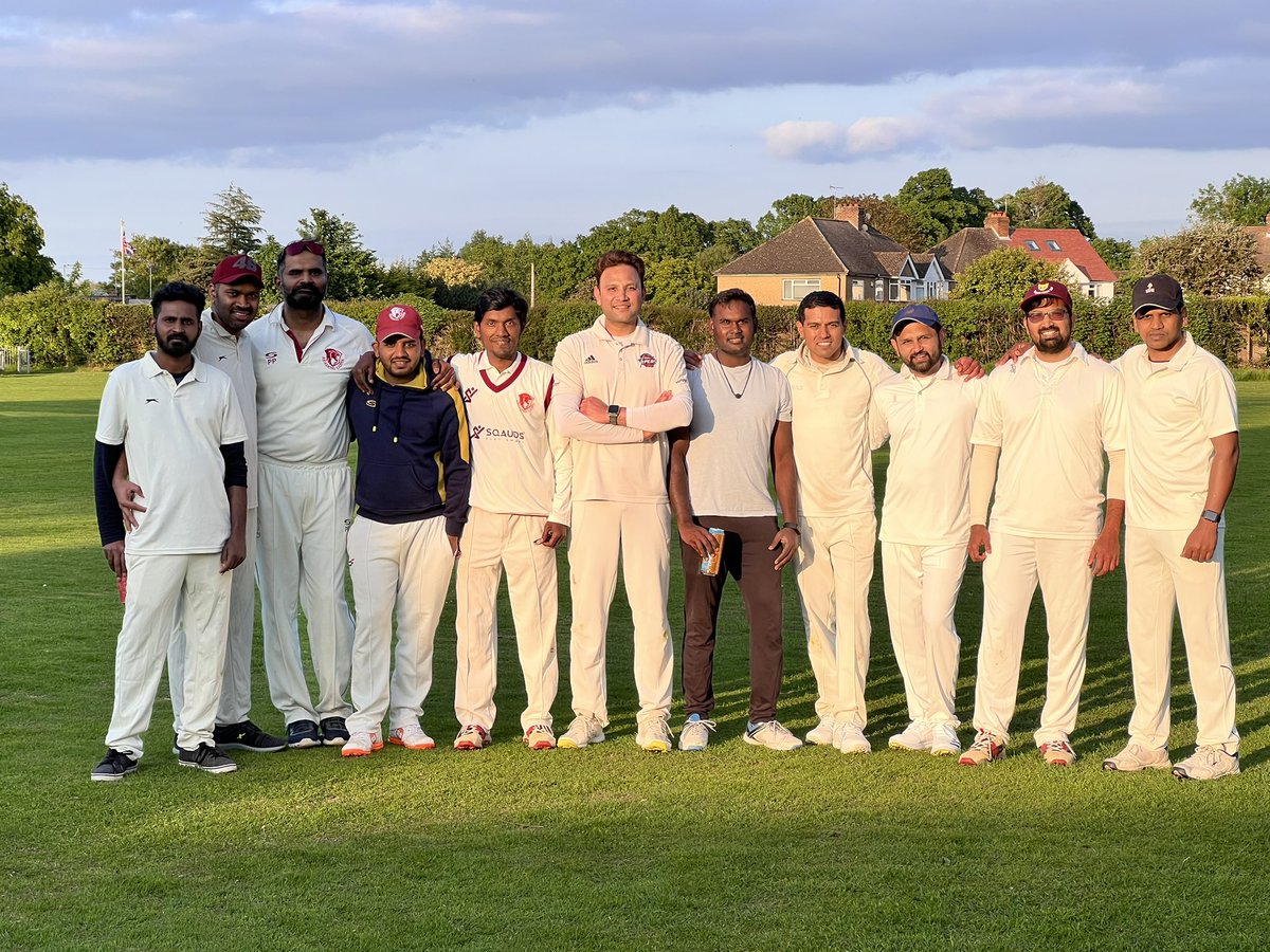 tilehurstcc's tweet photo. Brilliant win today against @DenhamCC Friendly XI by 28runs. TCC scored well fought 187/9 in 40overs. Impressive 60* (47balls)by Anandha, brilliant recovery innings by both Vinoth @PVinothit and Dinesh @Dinesh_didi https://t.co/Fy3OpWb4cE