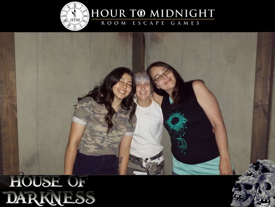 HourToMidnight's tweet image. 