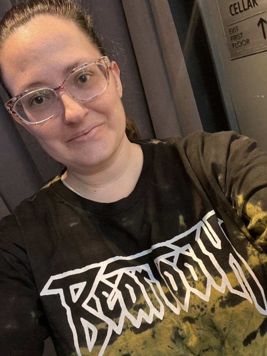 CapsGirl1985's tweet photo. Date night to see @BEARTOOTHband @TriviumOfficial with this hunk! @tougetuned https://t.co/rQ6tq8tFx8