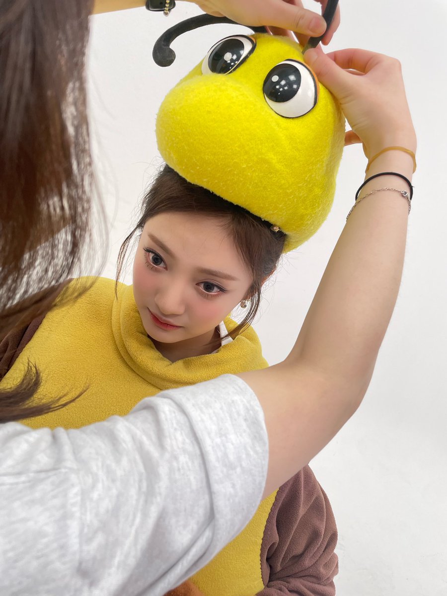 ningning pics tweet media