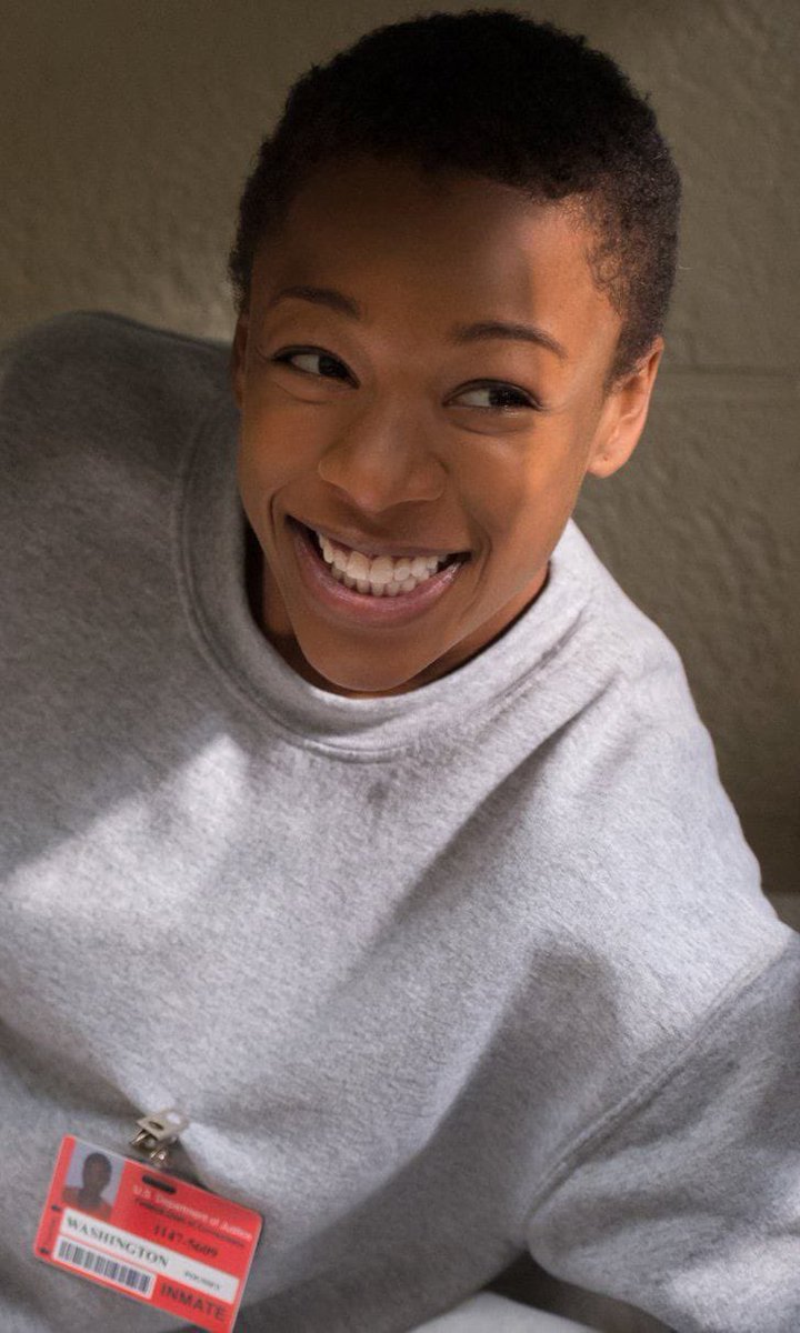 Você só pode salvar uma: 

Lexa (RT)
Poussey (LIKE)