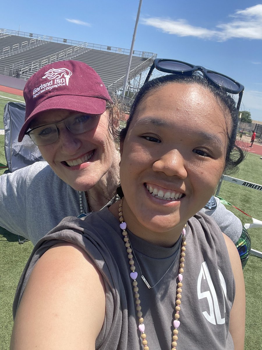 Miss_Snlee's tweet photo. Thank you @gisdnews  and @GISDSpecialEd for the opportunity to work with the same people who raised and impacted me and my family and for allowing me to recreate my favorite childhood memories every year💖 https://t.co/xGRyDKQM6H