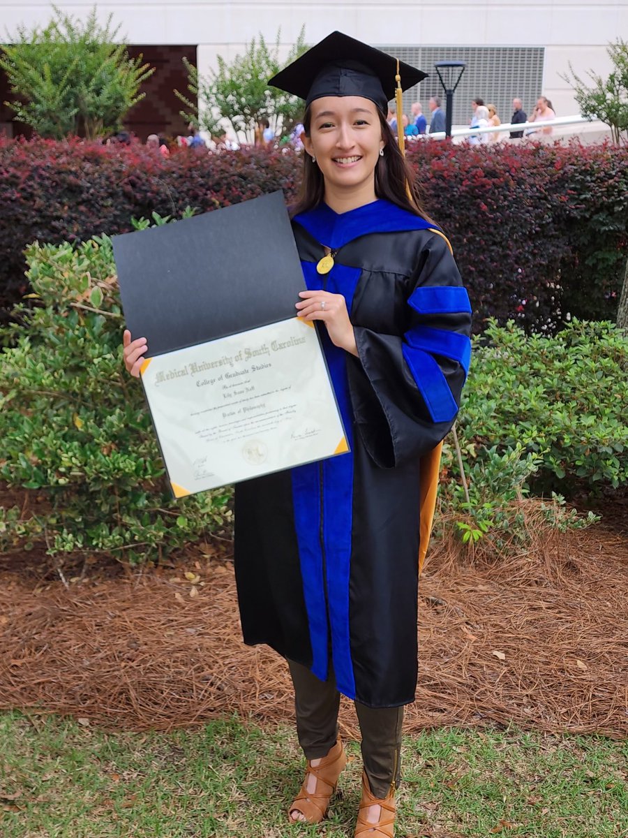 Dr. Lily Neff graduated with her Doctorate in Philosophy from the department of Molecular, Cellular, and Pathobiology at the Medical University of South Carolina. Congratulations and keep making us proud, Dr. Neff! We are excited to hear about your future career success. :)