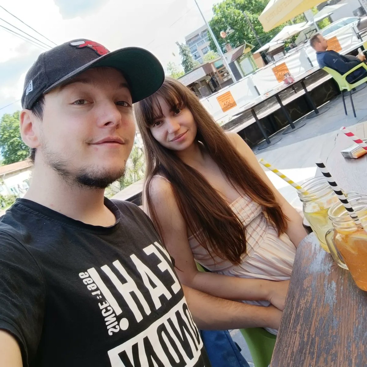 Mirtneyt's tweet photo. #ahrietta #utolsoTV #undefeated #undefeatedhu #ahri #lol #streamers #stream #hungary #hevesmegye #mátra #mátratúra #hegyek #erdő #youtube #twitch #girl #boys #peace #Mountain #mountains #naturelovers #nature #anime #travelers #travel #ontheground #eat #EatYourFriendsDay https://t.co/M8t2rC9nVW