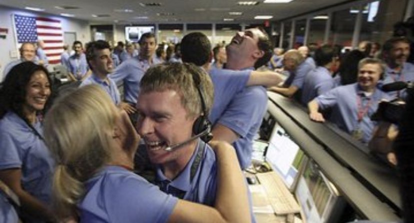 jewtiyas's tweet photo. Twitter HQ seeing everyone run to Twitter because instagram is down

#instagramdown #instadown https://t.co/kB8NSP5reY