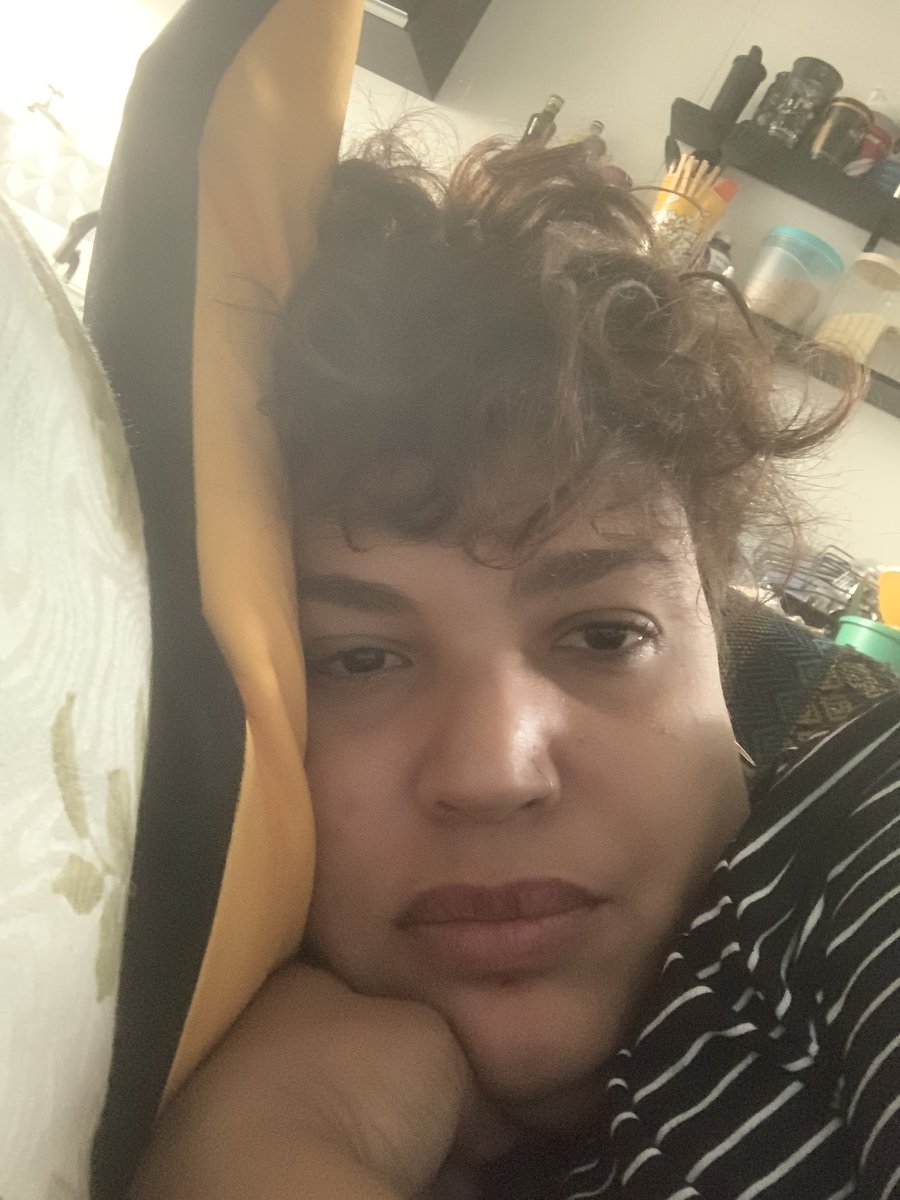 morenocamilaeu's tweet photo. Como é dificil conviver com depressão, serio. https://t.co/Tr9NQ6JVat