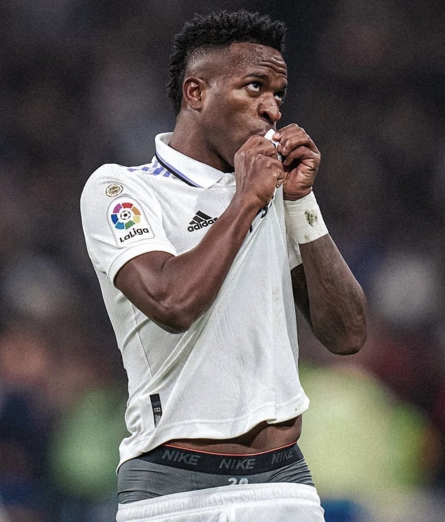 🚨💣 Vinicius Jr. to Javier Tebas: “Once again, instead of criticizing racists, the president of La Liga appears on social media to attack me. As much as you talk and pretend not to read, the image of your championship is shaken. See the responses to your posts and have a