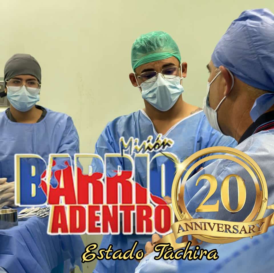 cubacooperaven's tweet photo. El mundo cuenta en #Cuba con un ejército de batas blancas capaz de sanar de manera altruista las dolencias de millones de pacientes. #60AñosSalvandoVidas   #CubaPorLaVida #CubaCoopera @cubacooperaven @MINSAPCuba @japortalmira https://t.co/NyRkfsc54y