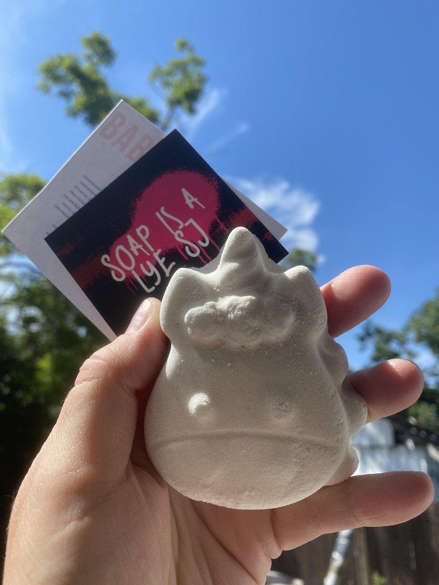 chuklmaker's tweet photo. Craft fairs are my love language now! Thank you San Jose Made @sjmade for introducing me to these artists! https://t.co/OaucgwKpZC