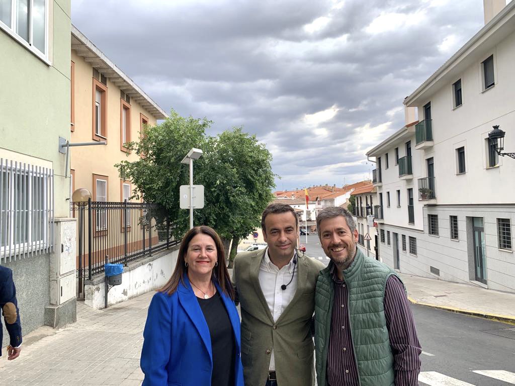 MirinaCortesO's tweet photo. Presentación de la Candidatura @PP_Campo_Real encabezada por @FLealGonzalez. Concurren a las elecciones del 28 M con el mejor candidato,mejor equipo, mejor proyecto …..y con muchas #GANAS. 
Un honor contar con la presencia de nuestro Viceconsejero, Miguel Ángel García Martín https://t.co/8RG4Aaye8h