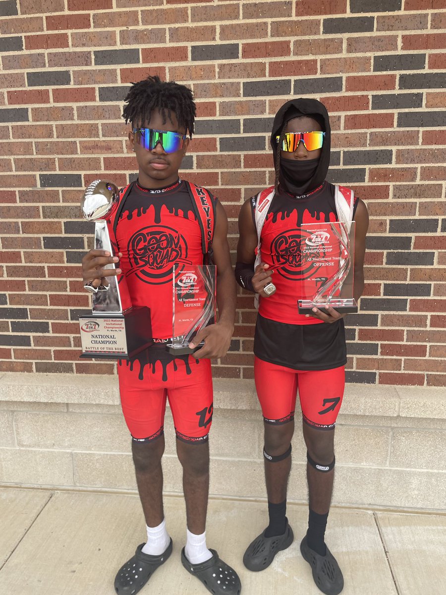 FabianAdams02's tweet photo. A lot happened in on day, but we pushed through with the win 🏆‼️
#7v7 #champions @_CeeDeeThree @dallascowboys @drobalwayzopen @TrustMyEyesO https://t.co/eSDUD5ghgV