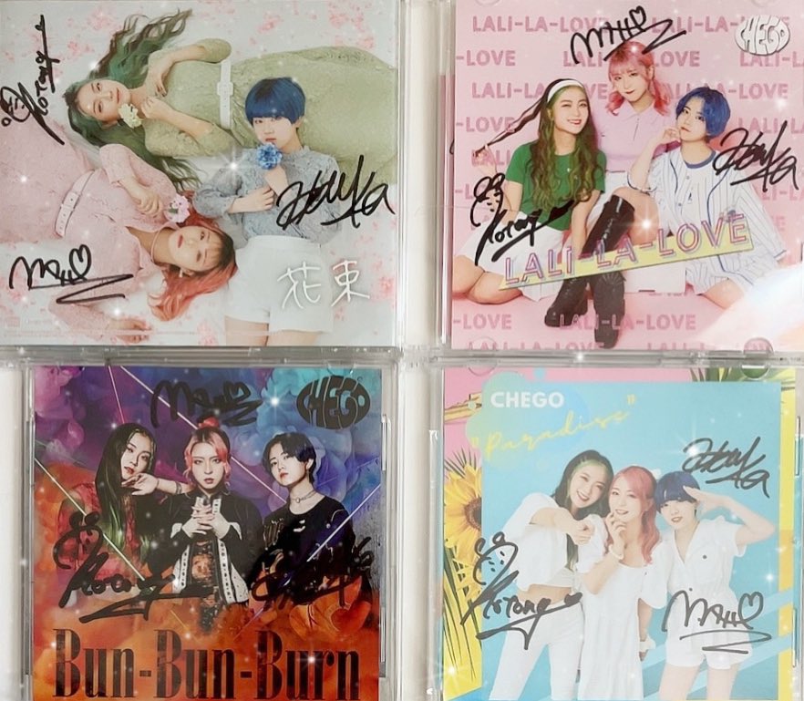 luv_chego's tweet image. #はるかとｽｼﾀｲﾑ
#うぃーらぶことねん 
#まいにちまほちゃん 

ふうかのCDが世界に1つだけのものになった🌐  ̖́-
いっぱいサイン書いてくれてありがとう⸜( ˶&apos;ᵕ&apos;˶)⸝♡