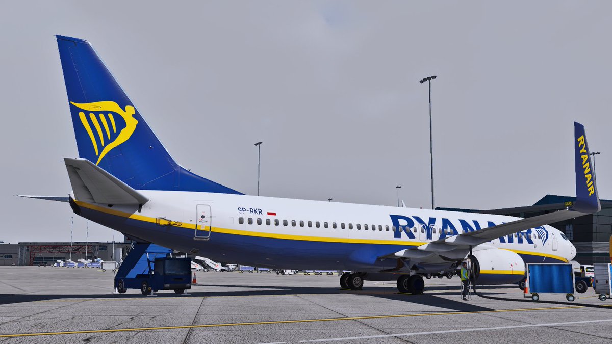 vRYReu's tweet photo. After the vAMSYS maintenance this weekend, our pilots are back in the air! ✈️ #vRYR https://t.co/ZeycUaQfOO