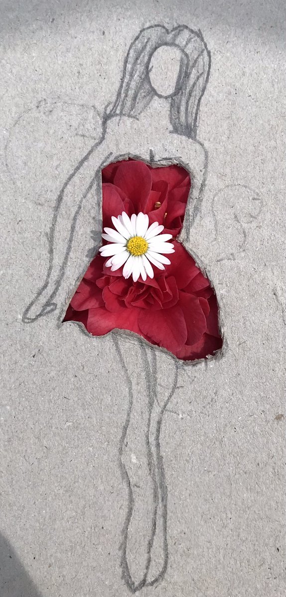 BubsyTownhill's tweet photo. More of the fantastic artwork from Year 5 as part of our transition project with @dylanthomas_sch Future fashion designers in the making! #tcsyear5 #TCSEA https://t.co/ErdEcI6FQL