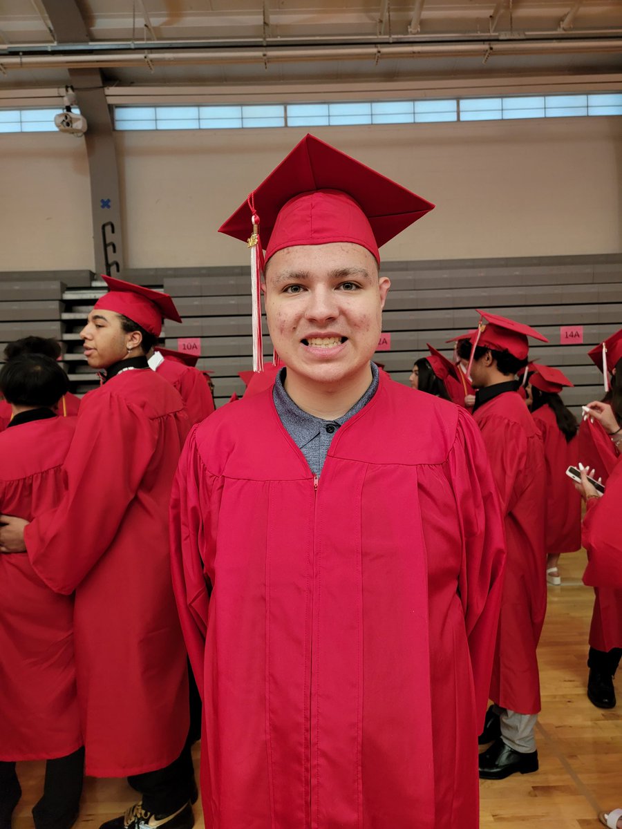 GHSMitchell's tweet photo. My first class is ready to fly to the coop! I can't wait to see all the wonderful things that you're all going to do with your futures! Love each and every one of you! https://t.co/Hr5V7xmeiw