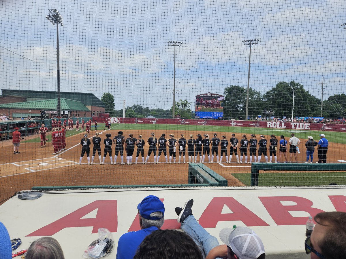 Our Texas ladies at <a href="/MT_Softball/">Middle Tennessee Softball</a> would love our support today vs <a href="/AlabamaSB/">Alabama Softball</a> 

<a href="/shelbye08/">Shelby Echols</a> of <a href="/saa_sball/">SAA Softball</a> 

<a href="/GretchenMead27/">Coach Gretchen</a> of <a href="/KParkSoftball/">Kingwood Park Softball</a> 

<a href="/PaigeConnors5/">Paige Connors</a> of <a href="/LTCavSoftball/">Lake Travis Softball</a>