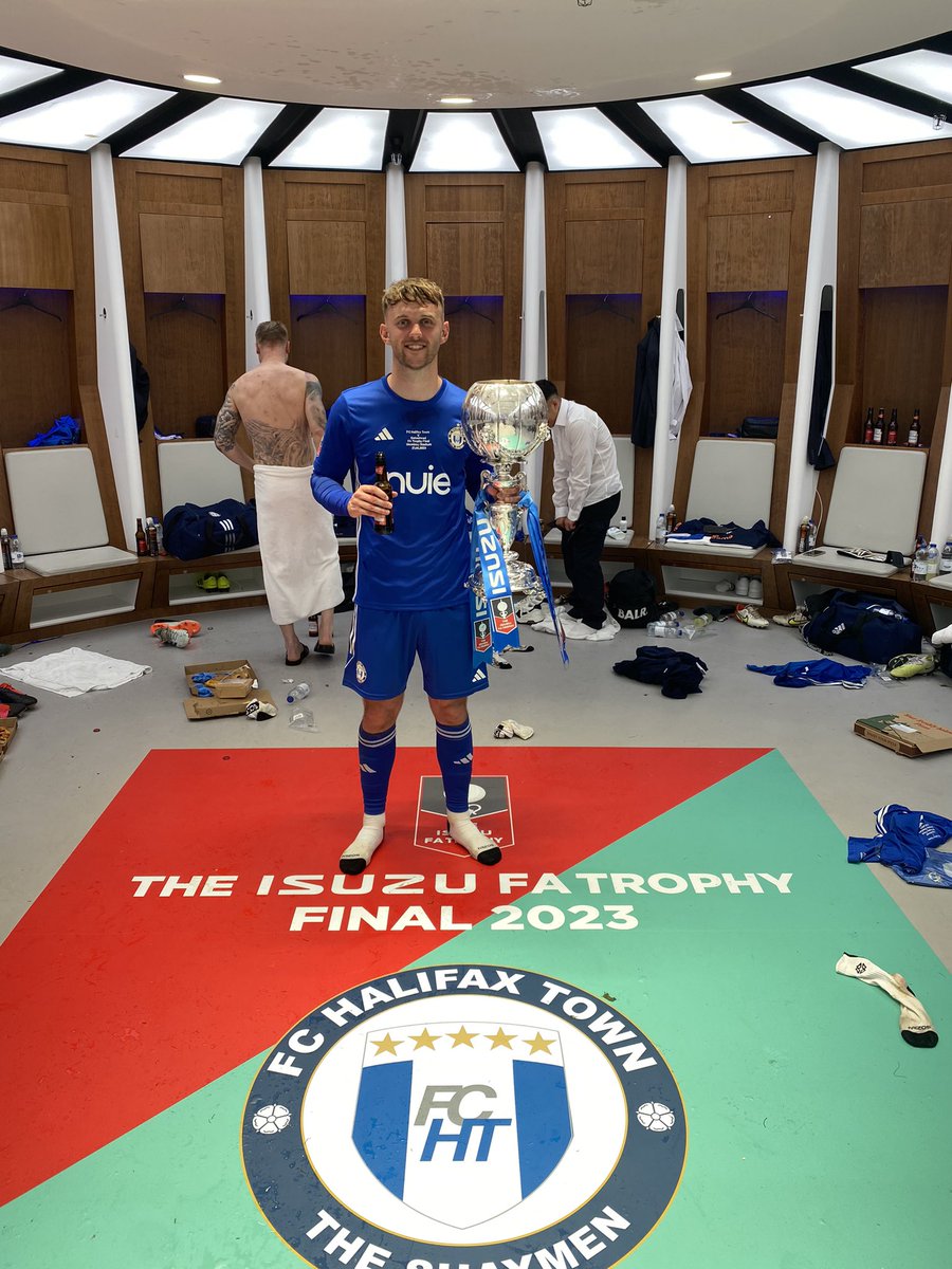 Jamie Stott tweet media