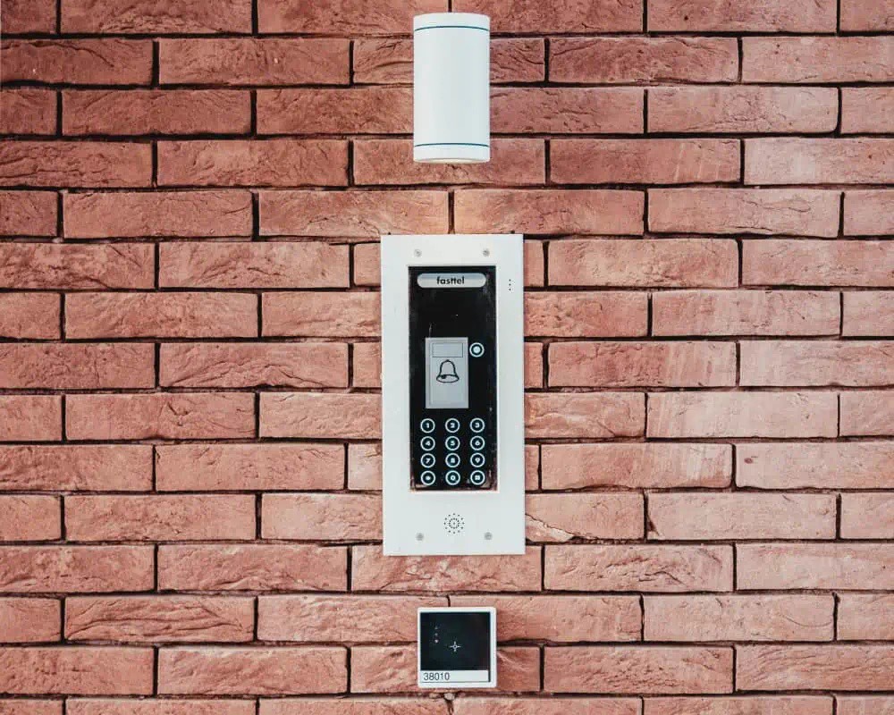 MummyMatters's tweet image. Home - Security - Tips for Choosing a Home Security System

Read more 👉 bit.ly/3nrcem8

#HomeSecuritySystem #GeneralTips #KeyThings #HomeSecurity #Security #CamerasRecordingActivity