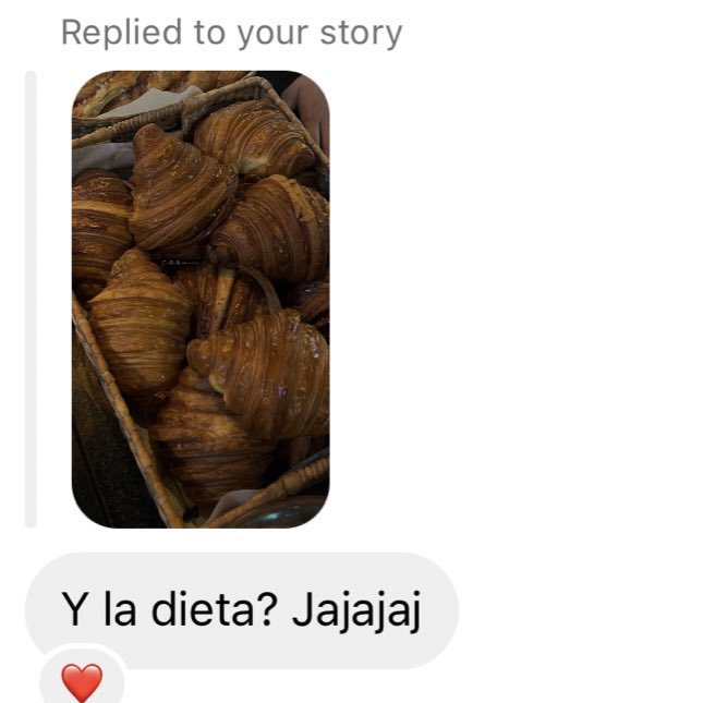 fridaascr's tweet photo. Mi papá //// mi mamá https://t.co/7XeN4OkhS2