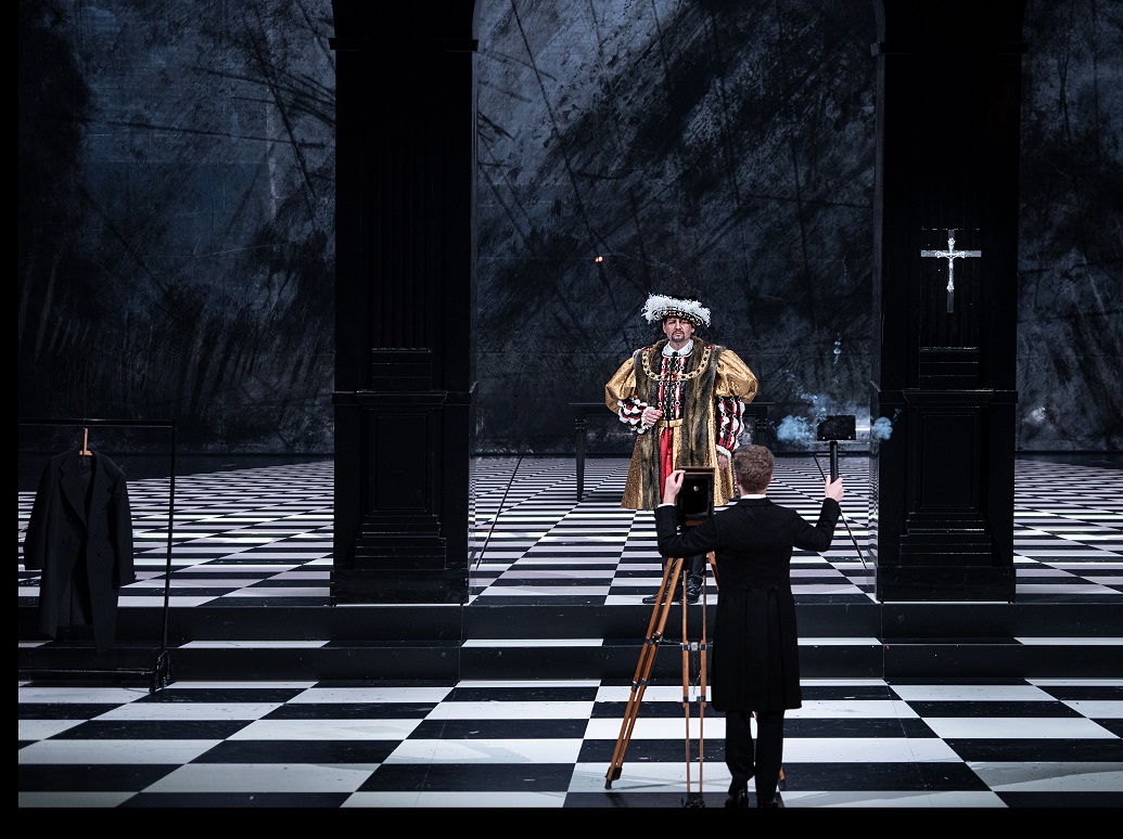 anaclasemusique's tweet photo. #LaMonnaie #DeMunt HENRY VIII #SaintSaëns par Olivier #Py et Alain #Altinoglu avec Lionel #Lhote Marie-Adeline #Henry Ed #Lyon etc. – Irma #Foletti signe notre chronique https://t.co/oMw21R63rg https://t.co/HCSr3KOWx9