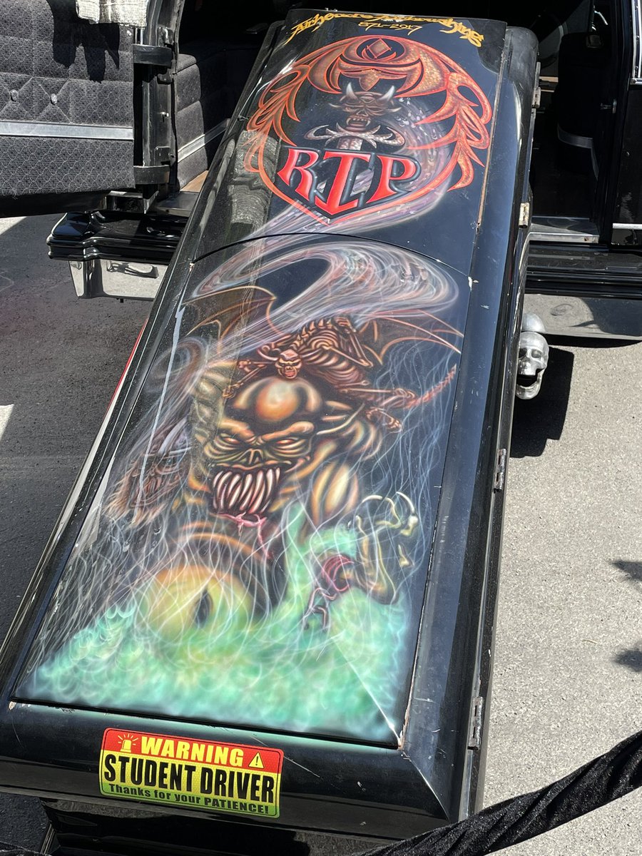 wiccaburr's tweet image. A few frightfully good sights as these hearses get decorative. #crypt23 #crypticonseattle2023