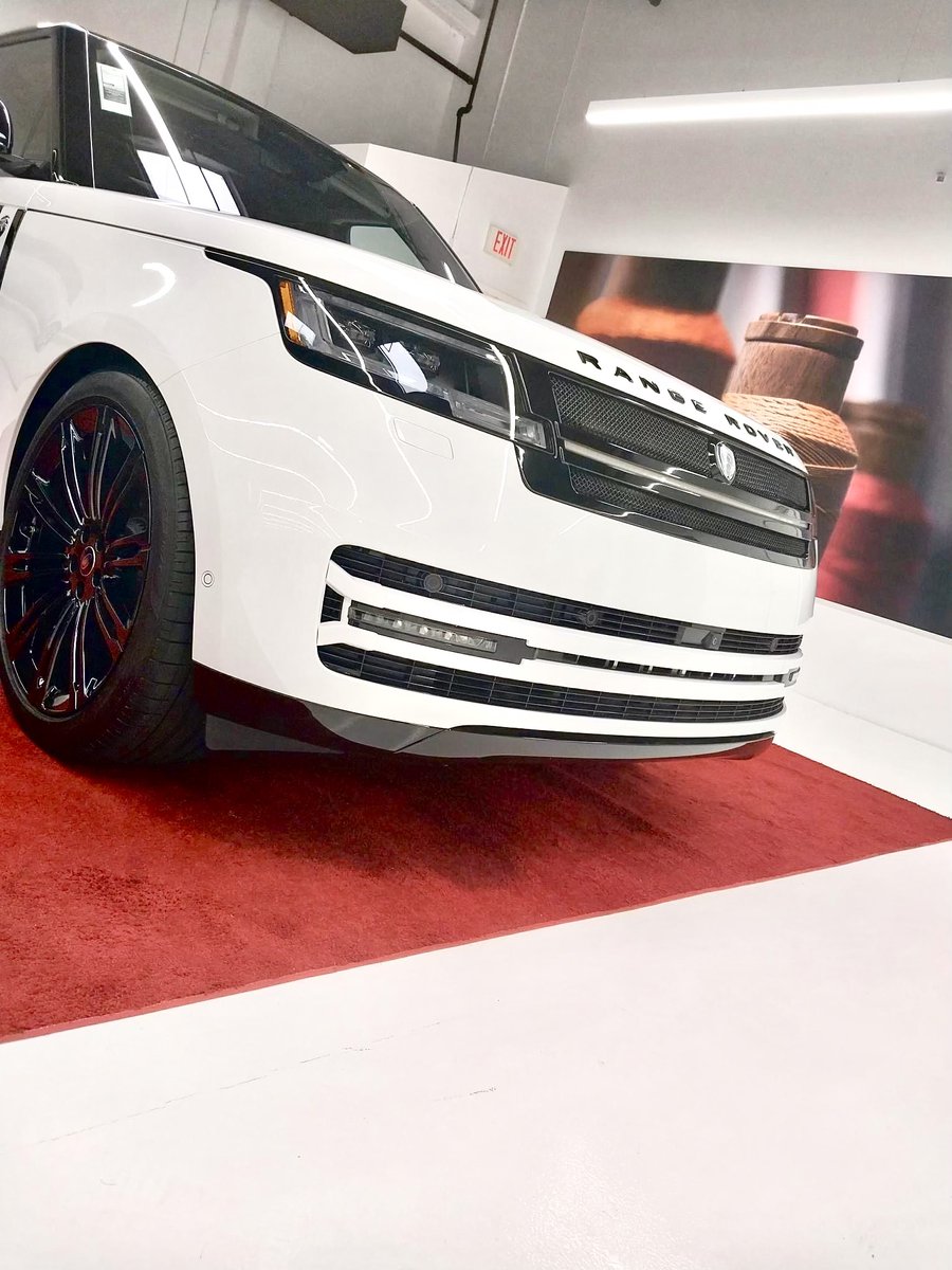 STRUT__LIFE's tweet photo. California Excellence. 

Upgrade your Range Rover at Land Rover Newport Beach with #STRUT's unrivaled customization. 🌟🌴 

#STRUTLife #RangeRoverMakeover #CoastalElegance #STRUT #STRUTcollection #STRUTlife #STRUTgrille #innovation #design #productsforgood #bebold https://t.co/6Gx5lH1WBi