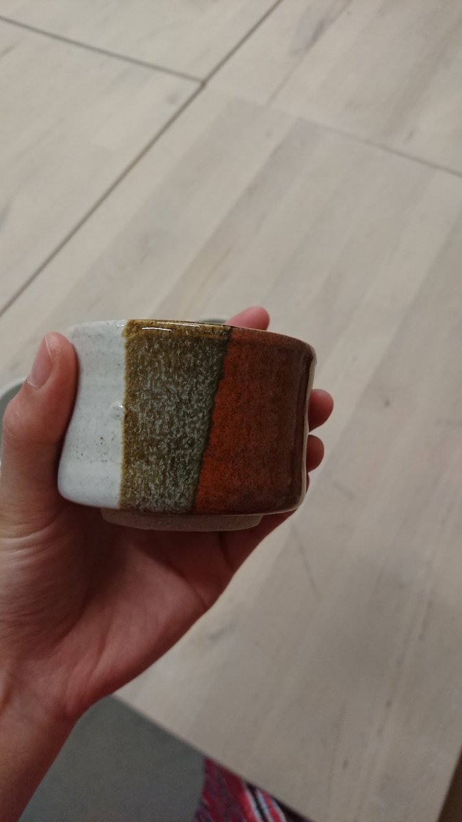 upnke's tweet photo. How about a cup of tea 😀 with a personal hand made tea cup 🥰 https://t.co/X3irwdt07m