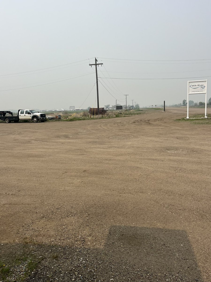 MilkRiverAg's tweet photo. Not uncommon for August, but don’t believe I’ve ever seen the smoke this thick in May. https://t.co/HCbr2y2Bhh