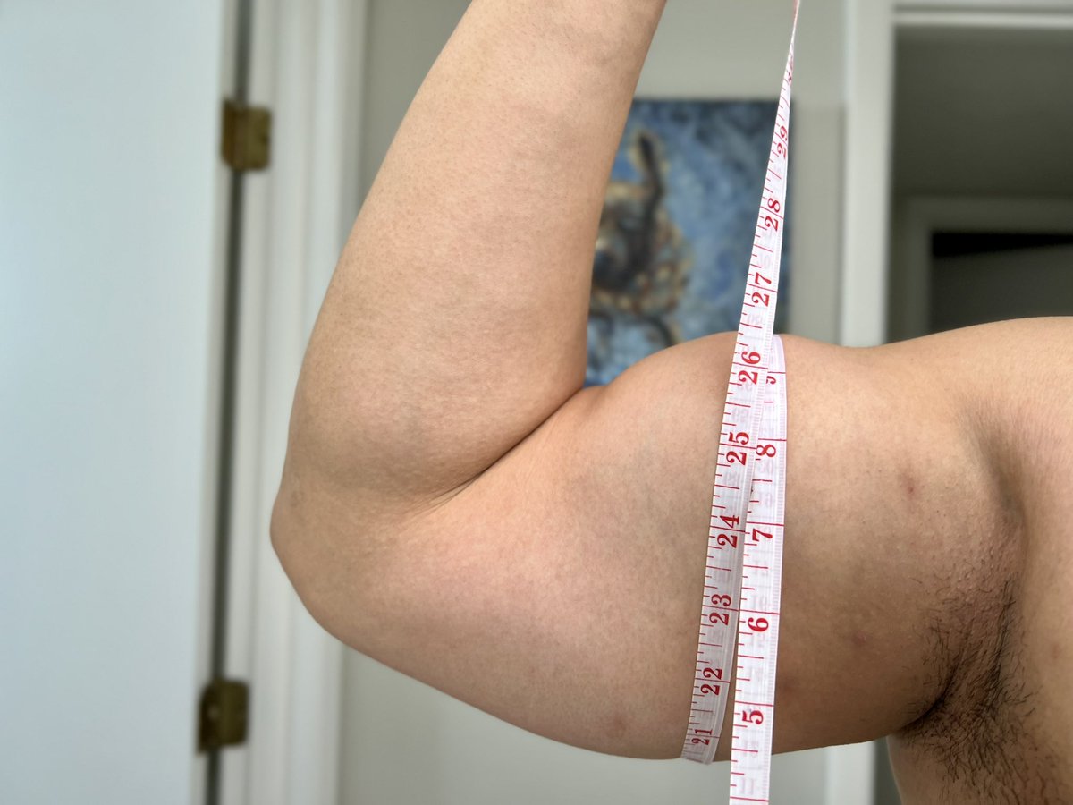 Fusanoshin's tweet photo. Heck, does that really say 17 inches? (24-7) 😳 #sqrlprogress https://t.co/yuw0G6QTyW