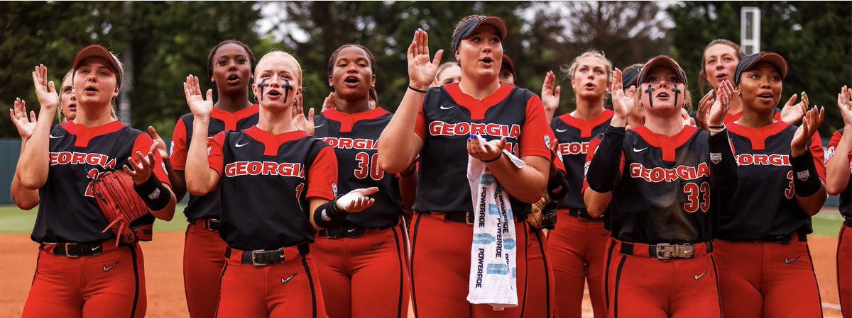 #Georgia softball overpowers #VirginiaTech ... run-rule in effect for 12-3 victory, on to Super Regionals : dawgnation.com/softball/georg…