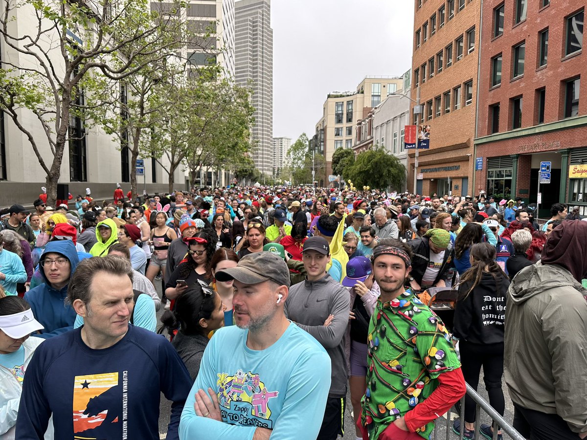 Bay to Breakers had a nice turnout in spite of efforts by conservatives to drive business away from San Francisco by complaining about 'street conditions.'