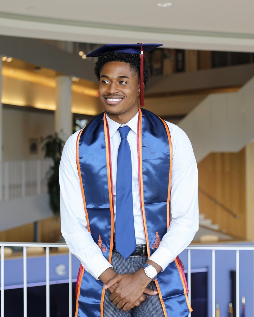 theeitboi's tweet photo. I LOVE MY HBCU #MorganGrad23 #scomup https://t.co/ETrNApeV7Q