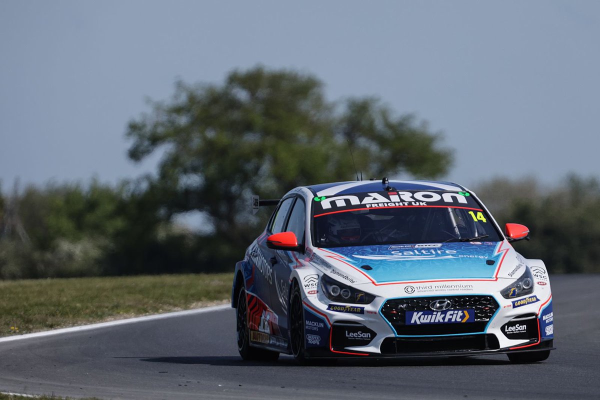 ✅ SNETTERTON, DONE! ✅ We’re so proud of @PearsonRacing and another strong race weekend💪🏴󠁧󠁢󠁳󠁣󠁴󠁿 Bring on #Thruxton - we’re so excited to keep cheering the ‘ICE MAN’ on! 💙 Amazing shots from @JakobEbrey 📸 @Excelr8M #MacklinMotors #EXCELR8 #BTCC