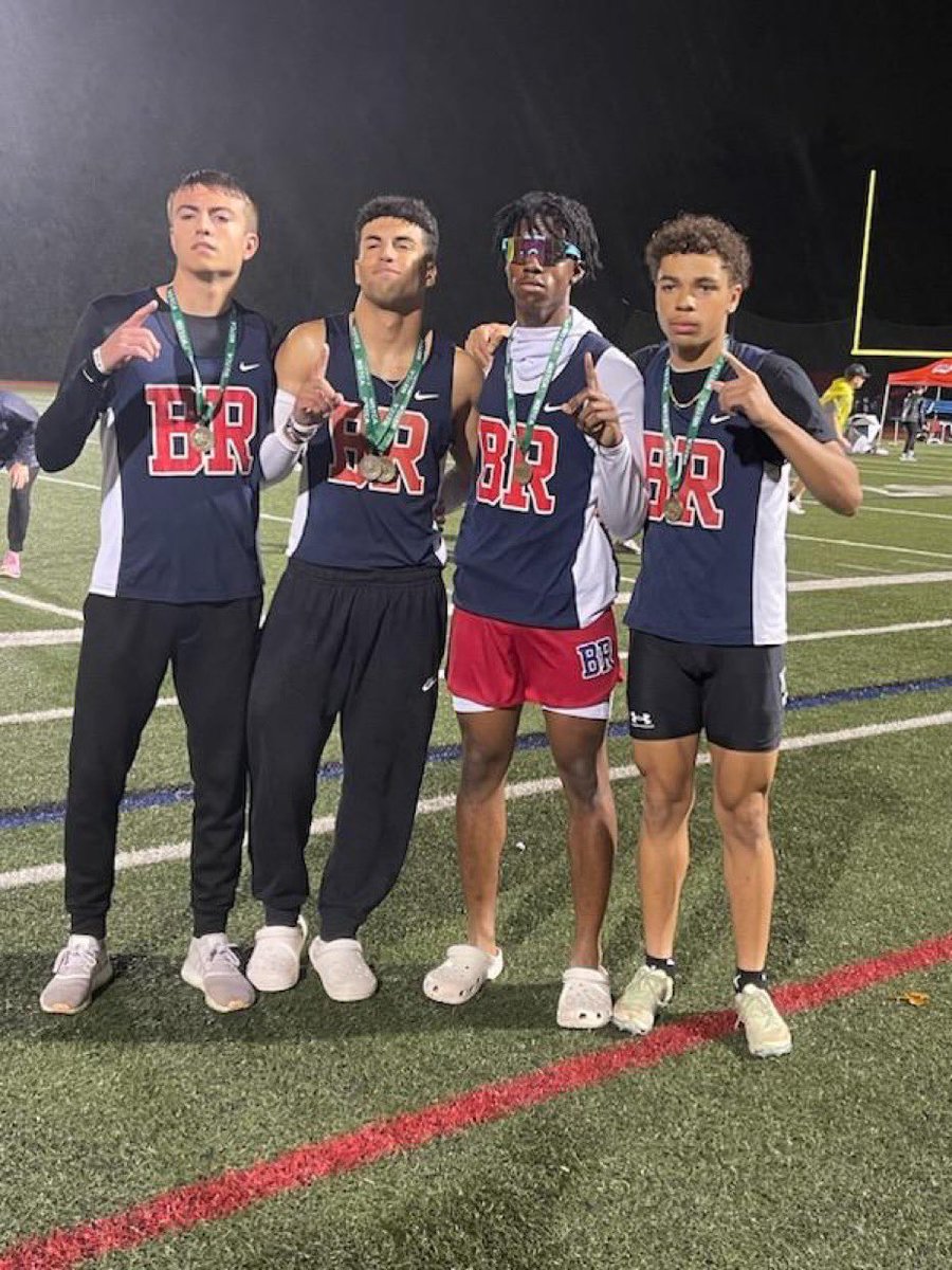 KauanBento18's tweet photo. Had another great track meet last night with the brotherhood becoming 2023 South Shore Twilight Champions and also winning the 100m,200m and 4x100m. I also feel very honored for being selected and awarded as male runner of the meet! https://t.co/n9jEp552UU
