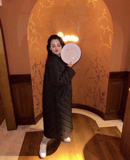 SELENA IS ALIVE