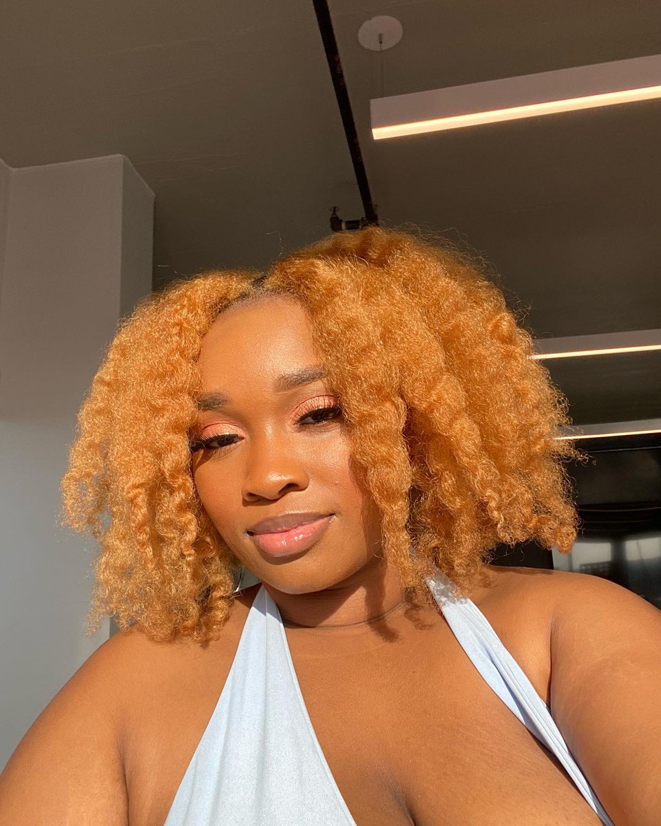 maybechantel's tweet photo. Blonded life https://t.co/xfB4XMCp33
